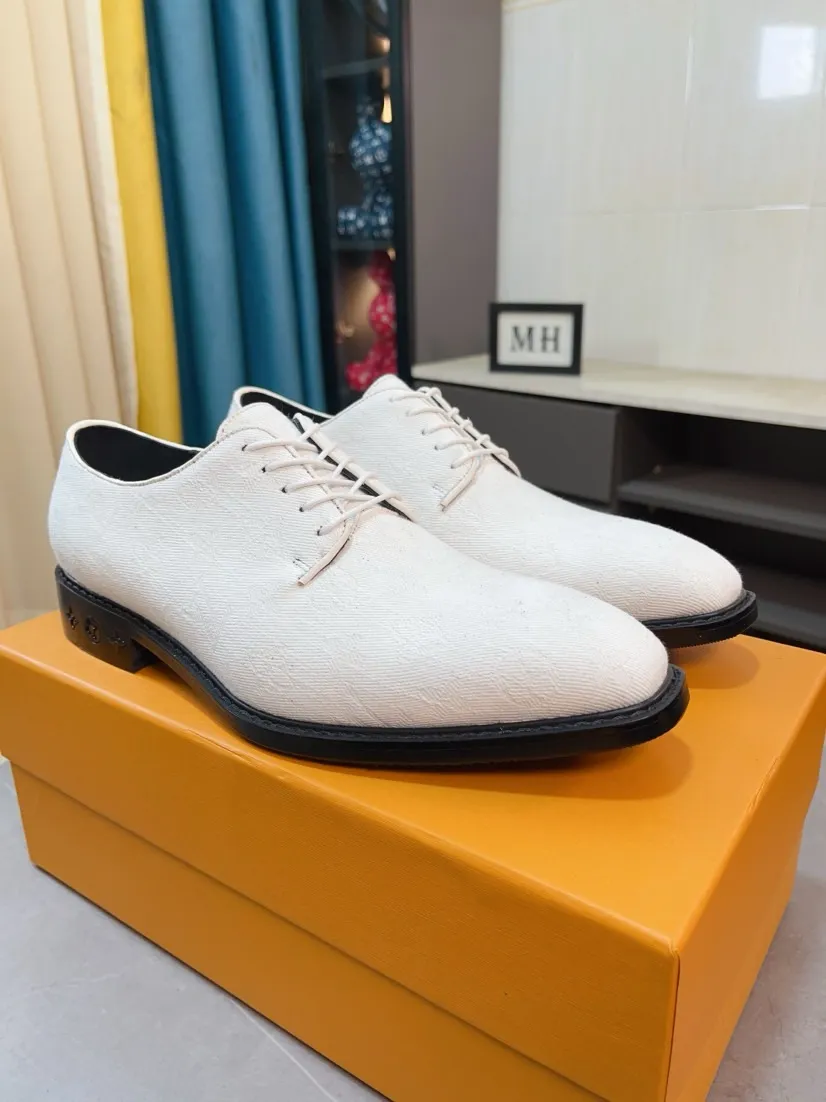 Ex-factory price 720🌹🌹High version [LV] Louis Vuitton's popular casual leather shoes🎖Fashionable and elegant🎖🎖Material: Original imported open-edge beaded cowhide, washed cowhide leather lining, original open-molded rubber outsole, high-end and classy, ​​elegant quality, instantly transforming into a handsome man ❤❤Standard\nNumber: 38-44